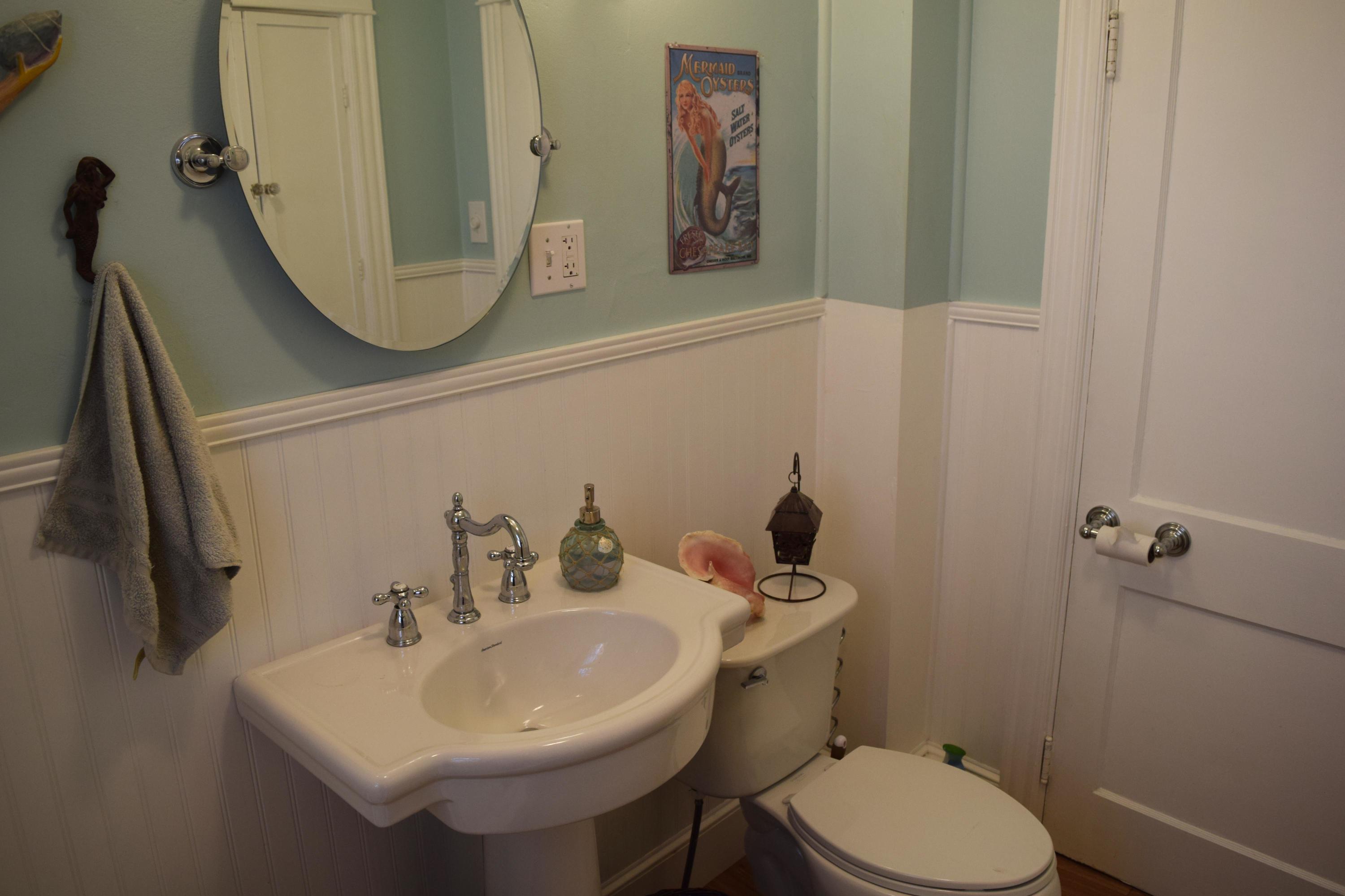 115 Read Street Portland, ME 04103 - Photo 23 of 68 First Floor Bathroom