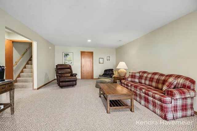 $389,900 | 2177 Creekside Drive Southwest, Unit 39, Byron Center, MI 49315