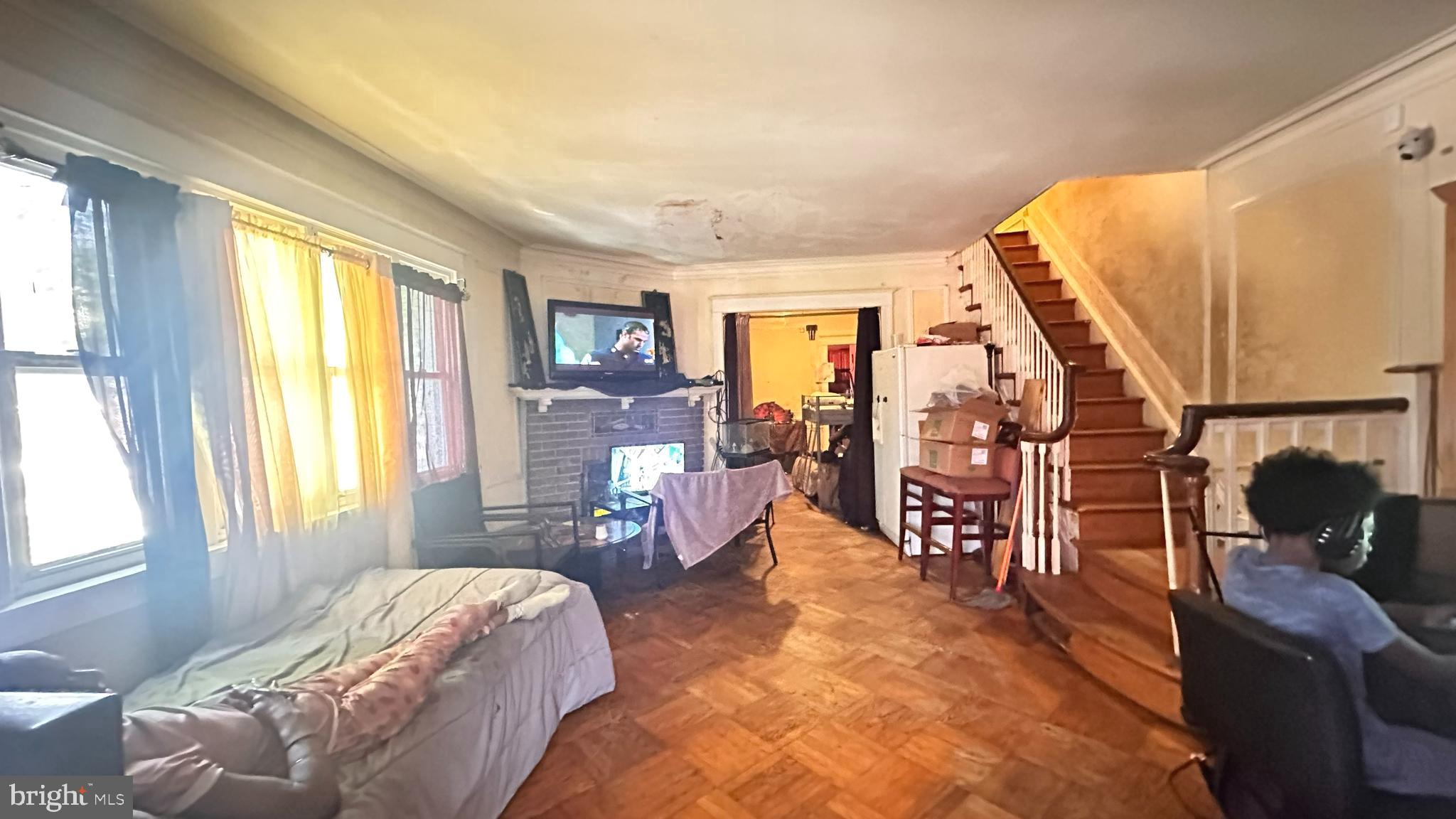 5651 North 16th Street Philadelphia, PA 19141 - Photo 4 of 21