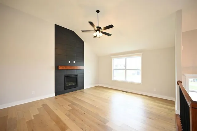 $459,900 | 103 Johnson Circle, Dearborn, MO 64439