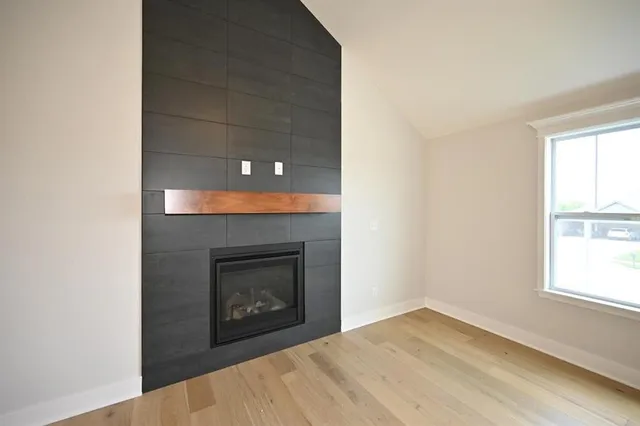 $459,900 | 103 Johnson Circle, Dearborn, MO 64439