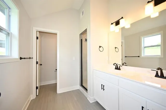 $459,900 | 103 Johnson Circle, Dearborn, MO 64439