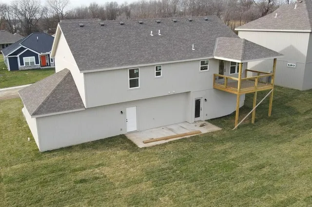 $459,900 | 103 Johnson Circle, Dearborn, MO 64439