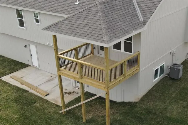 $459,900 | 103 Johnson Circle, Dearborn, MO 64439