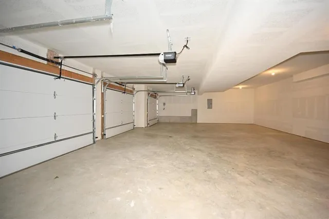 $459,900 | 103 Johnson Circle, Dearborn, MO 64439