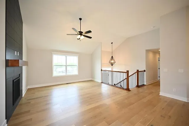 $459,900 | 103 Johnson Circle, Dearborn, MO 64439