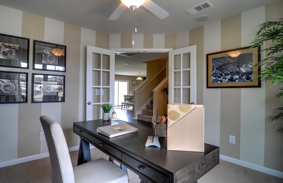 1817 Radnor Road Lebanon, TN 37087 - Photo 10 of 16 Office furnished so you can get a sense of all the options with this space!