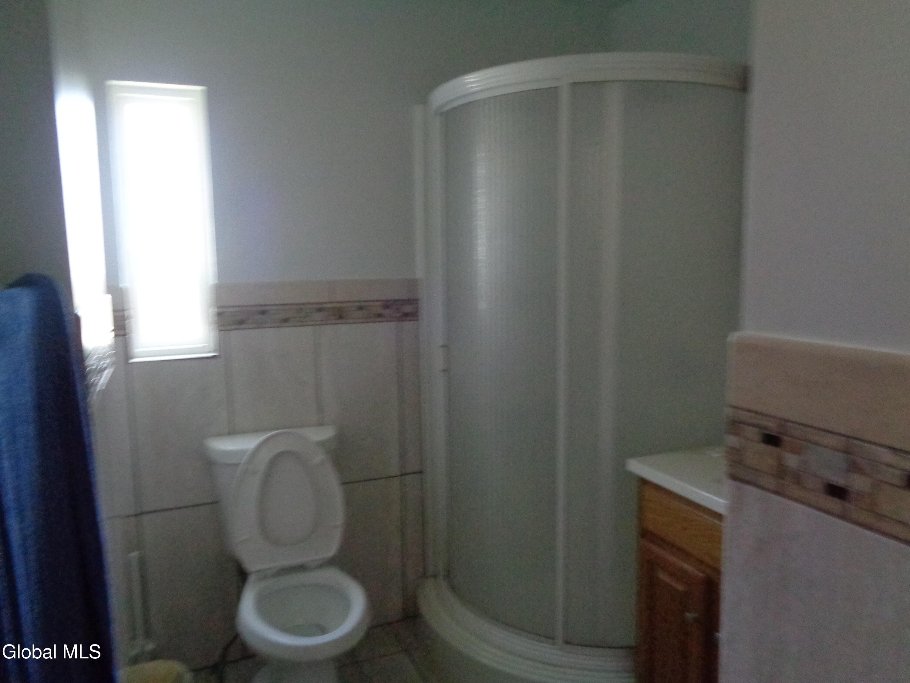 476 Bradford Road Schenectady, NY 12304 - Photo 3 of 11 DSC02869