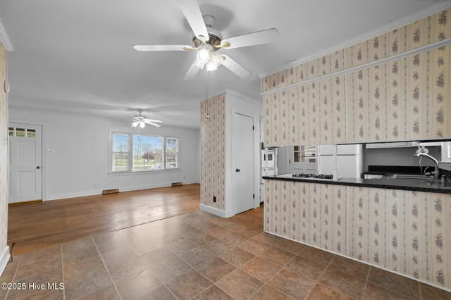 $194,000 | 2042 Pinetops-Crisp Road, Pinetops, NC 27864