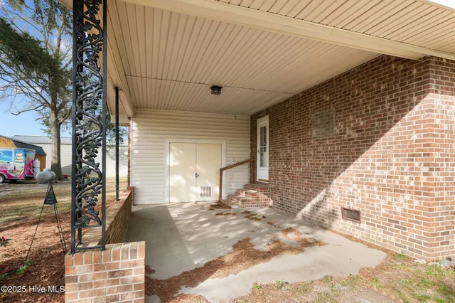 $194,000 | 2042 Pinetops-Crisp Road, Pinetops, NC 27864