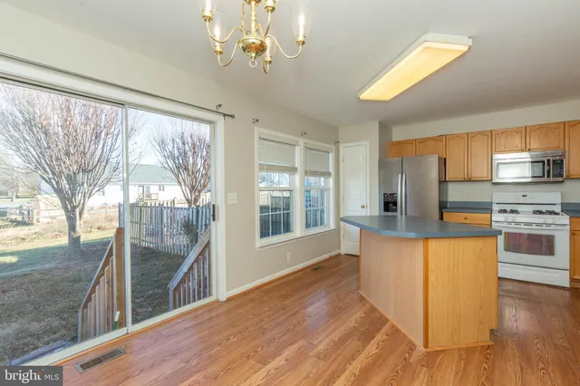 $239,900 | 858 Marquette Drive, Martinsburg, WV 25401