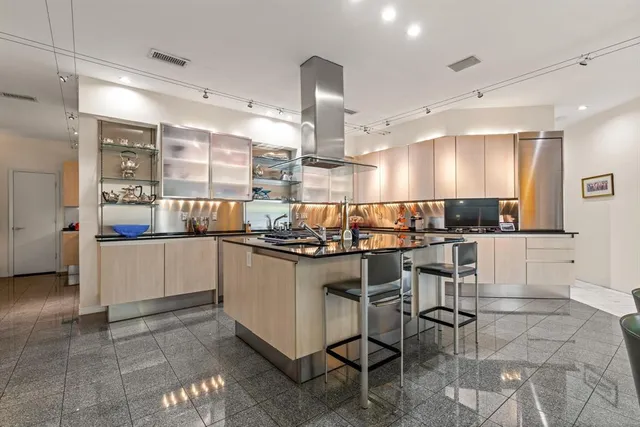 $3,195,000 | 6018 Rose Grove Court, Dallas, TX 75248