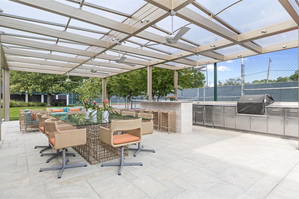 6018 Rose Grove Court Dallas, TX 75248 - Photo 27 of 40