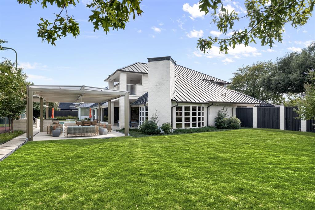 6018 Rose Grove Court Dallas, TX 75248 - Photo 30 of 40