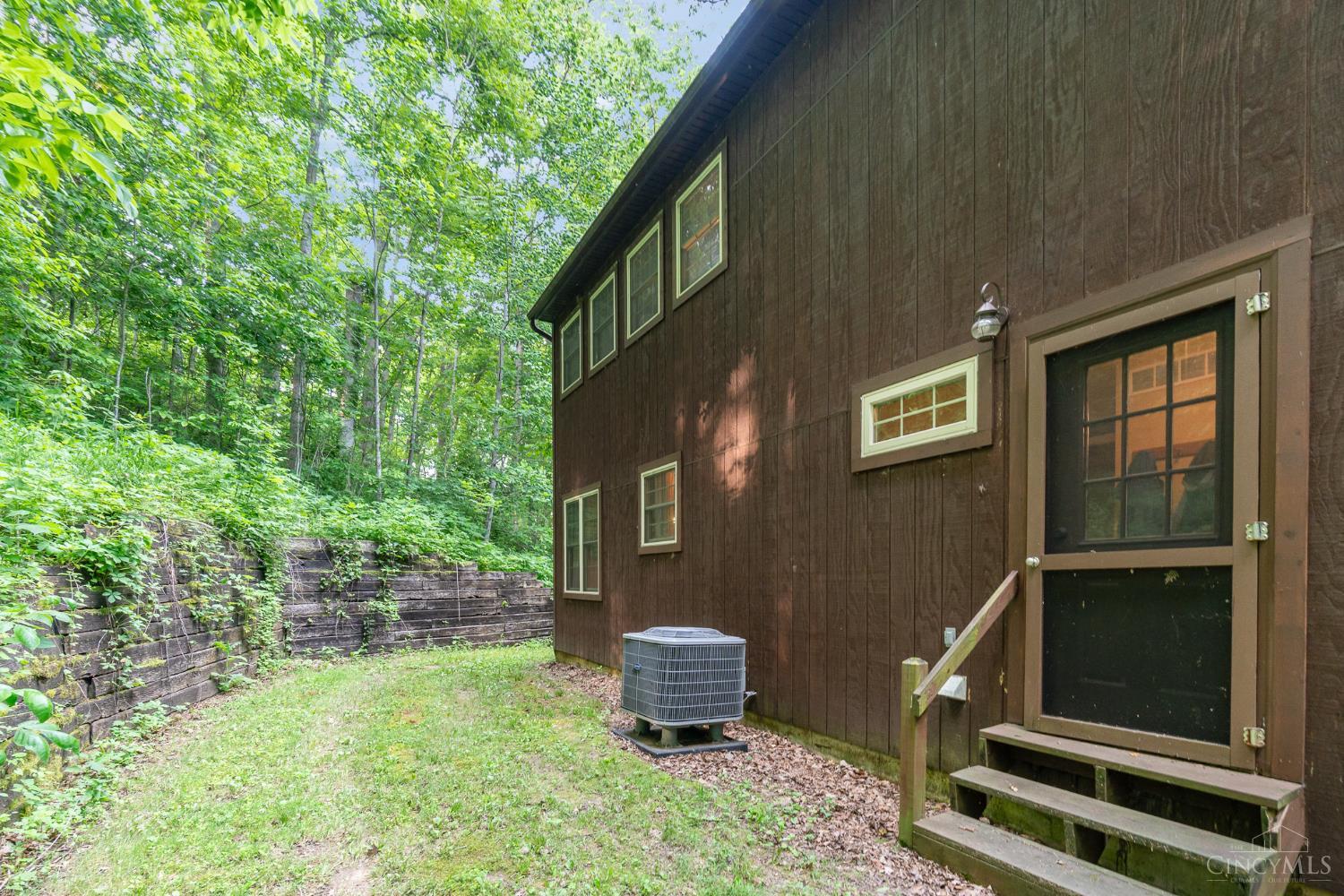 11741 Sinking Spring Road Hillsboro, OH 45133 - Photo 27 of 46