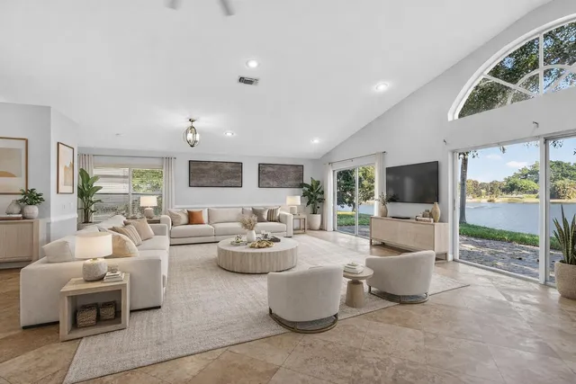 $718,500 | 10789 Barque Court, Boca Raton, FL 33498