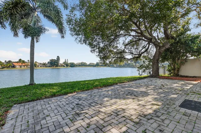 $718,500 | 10789 Barque Court, Boca Raton, FL 33498
