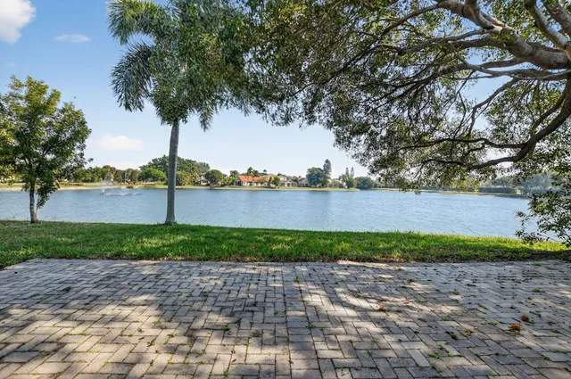 $718,500 | 10789 Barque Court, Boca Raton, FL 33498