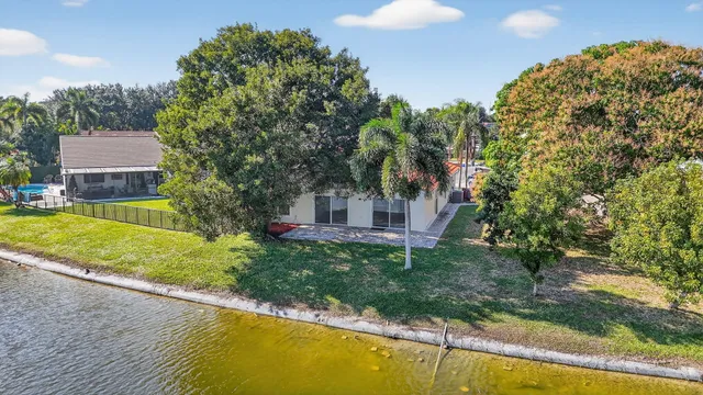 $718,500 | 10789 Barque Court, Boca Raton, FL 33498