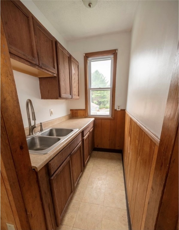 720 Providence Street Woonsocket, RI 02895 - Photo 13 of 22 Gallery Image 13