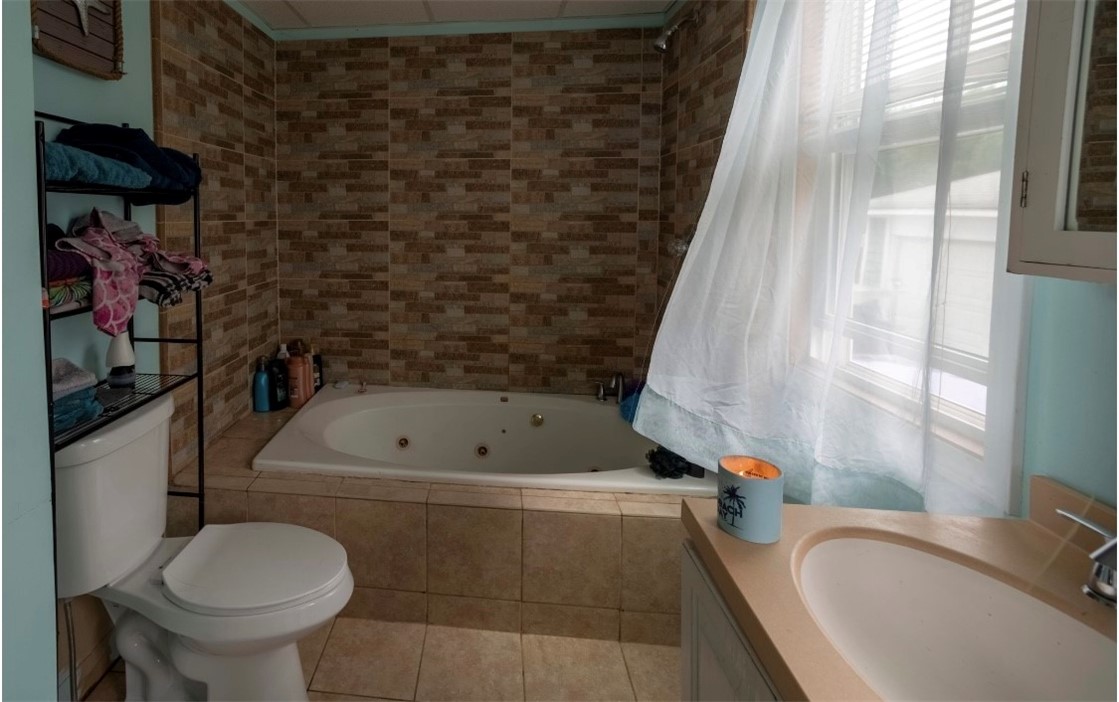 720 Providence Street Woonsocket, RI 02895 - Photo 10 of 22 Gallery Image 10