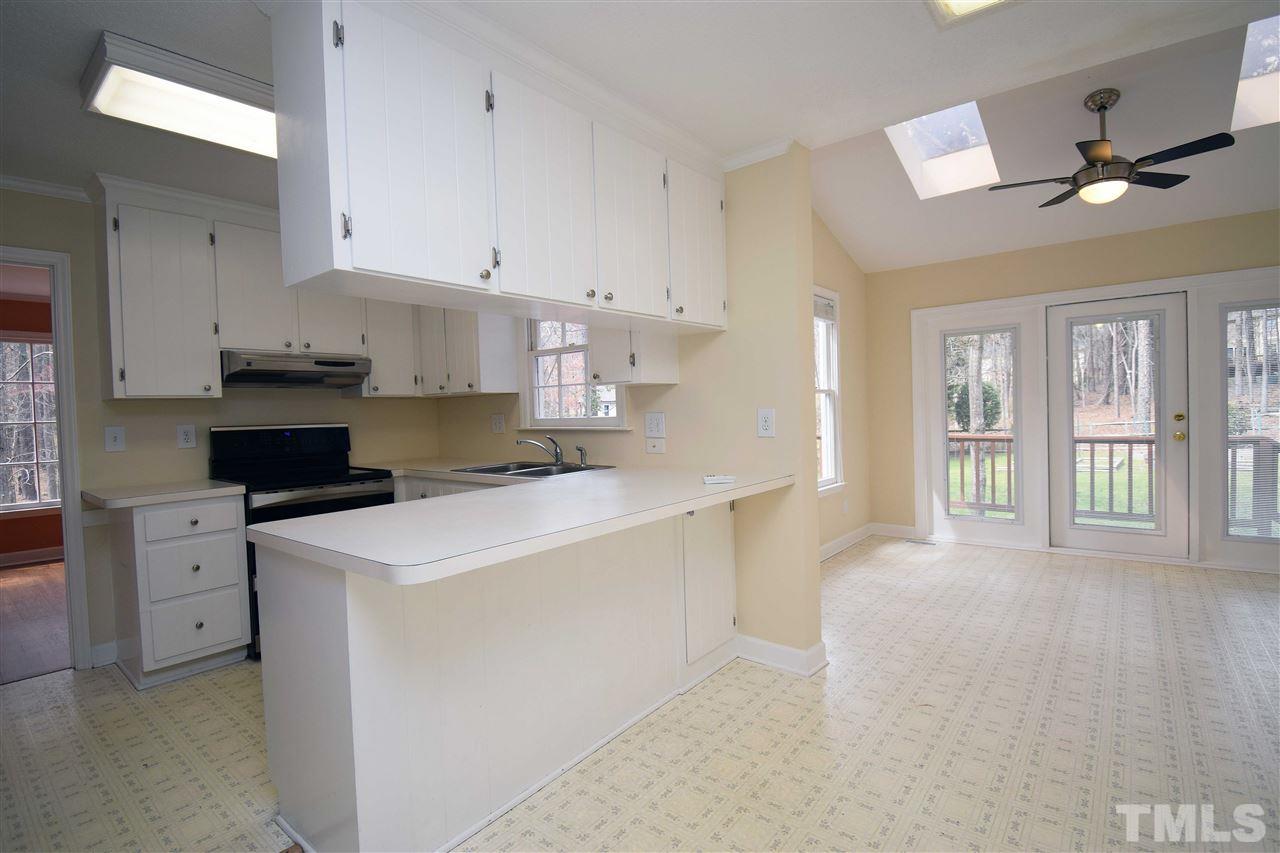 11809 Coachmans Way Raleigh, NC 27614 - Photo 5 of 24