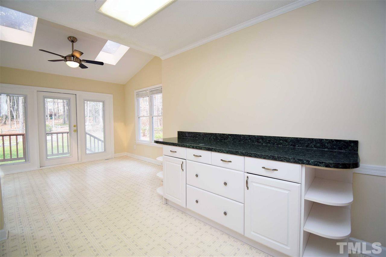 11809 Coachmans Way Raleigh, NC 27614 - Photo 7 of 24