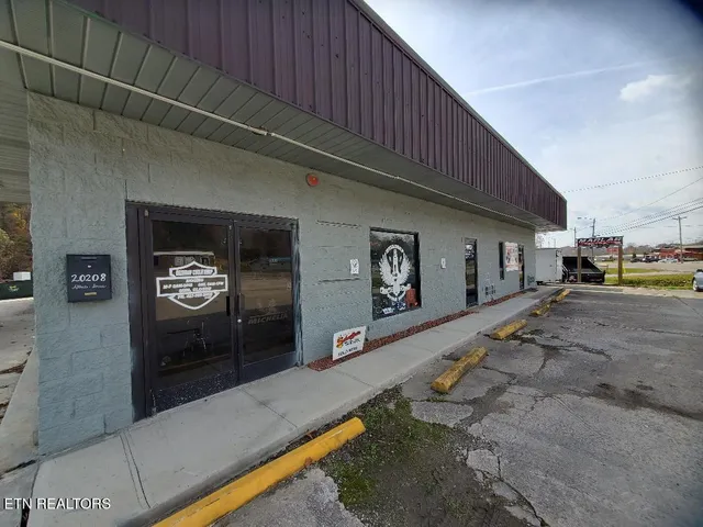 $525,000 | 20208 Alberta Street, Oneida, TN 37841