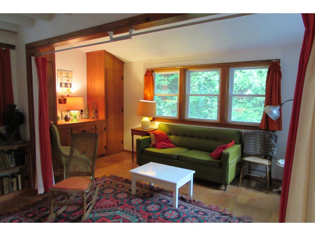 475 Old Street Road Peterborough, NH 03458 - Photo 3 of 10