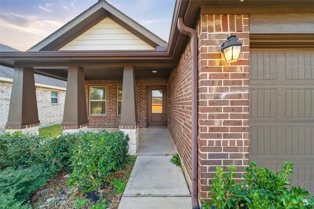 $2,000 | 3715 Singing Flower Lane, Richmond, TX 77406