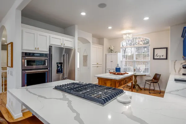 $3,800 | 22957 Sunset Ridge Drive, Auburn, CA 95602