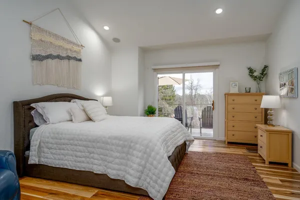 $3,800 | 22957 Sunset Ridge Drive, Auburn, CA 95602