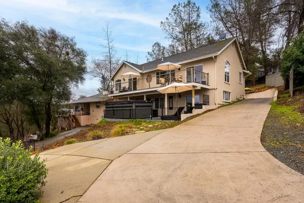 $3,800 | 22957 Sunset Ridge Drive, Auburn, CA 95602