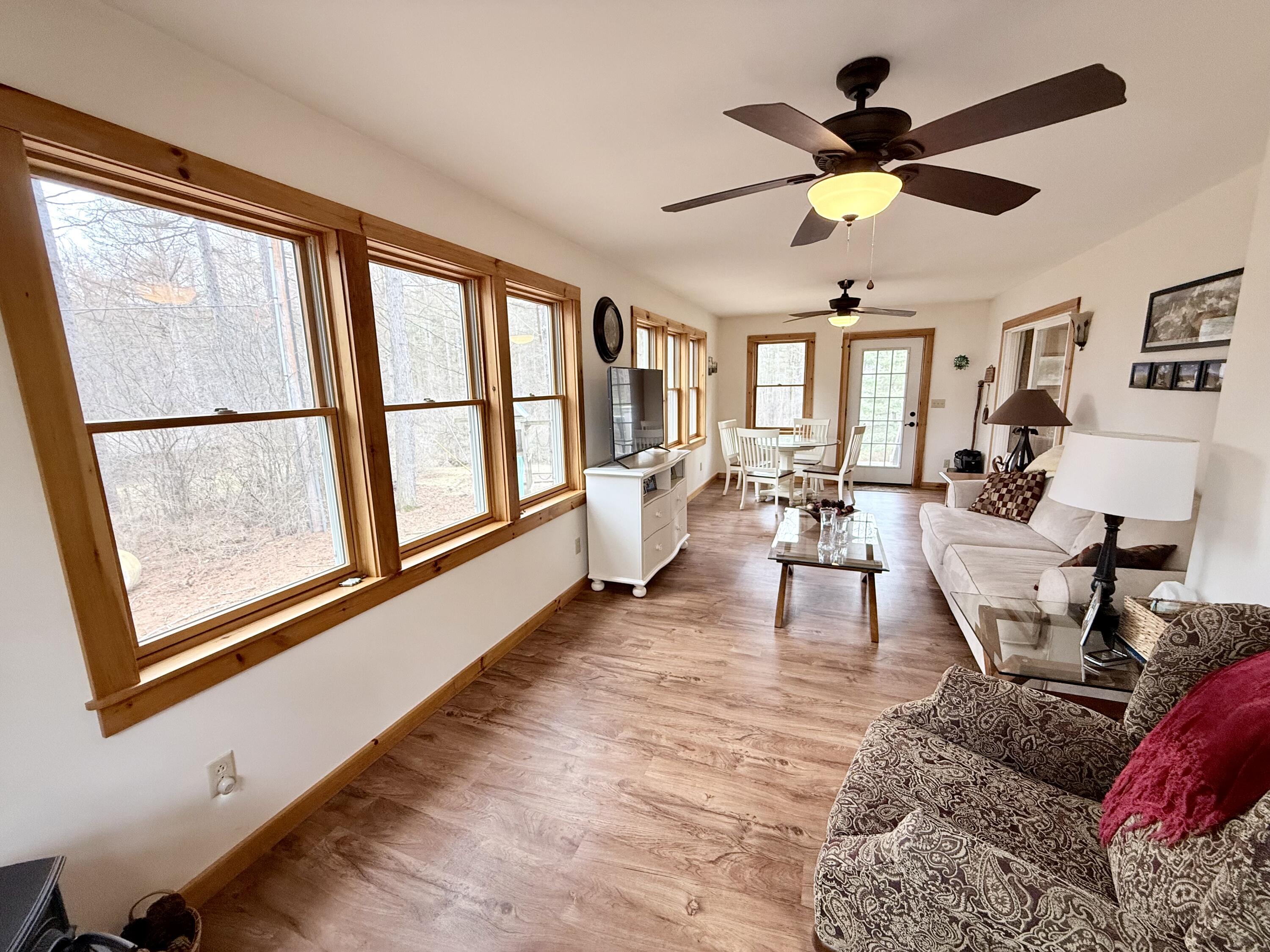 35 Knob Hill Road Peru, NY 12972 - Photo 15 of 31 Sunroom