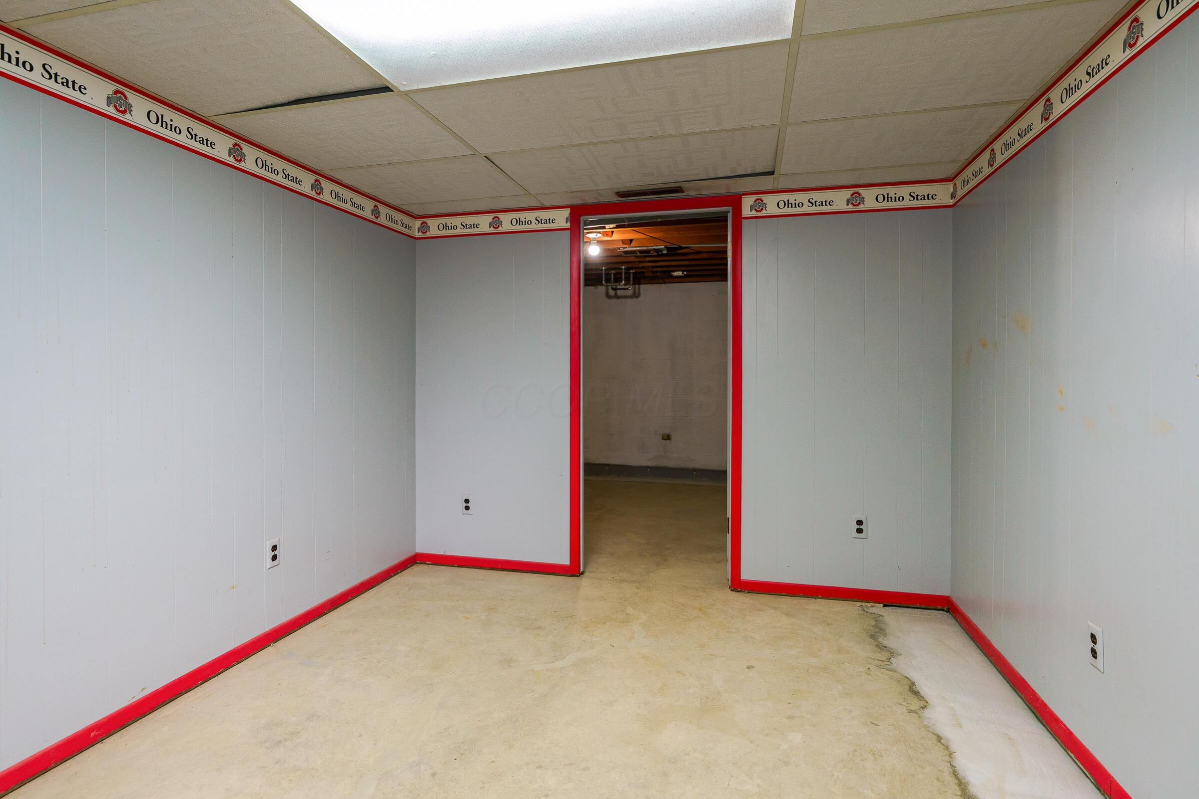 1780 Riverhill Road Columbus, OH 43221 - Photo 25 of 35 Lower Level