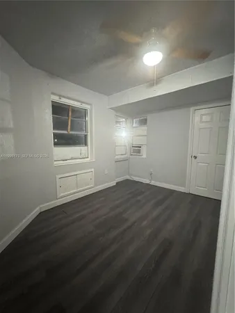 $1,450 | 7802 Northwest 8th Avenue, Unit 4, Miami, FL 33150