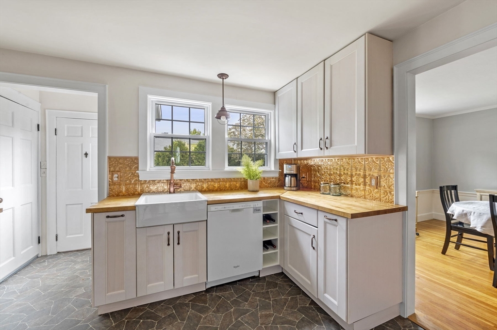 30 Rose Avenue Marblehead, MA 01945 - Photo 14 of 42 a view of a kitchen with electric appliances