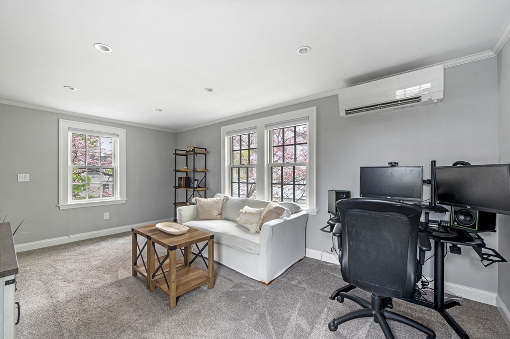30 Rose Avenue Marblehead, MA 01945 - Photo 25 of 42 a living room with furniture and a window