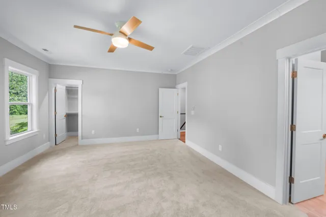 a view of empty room with window