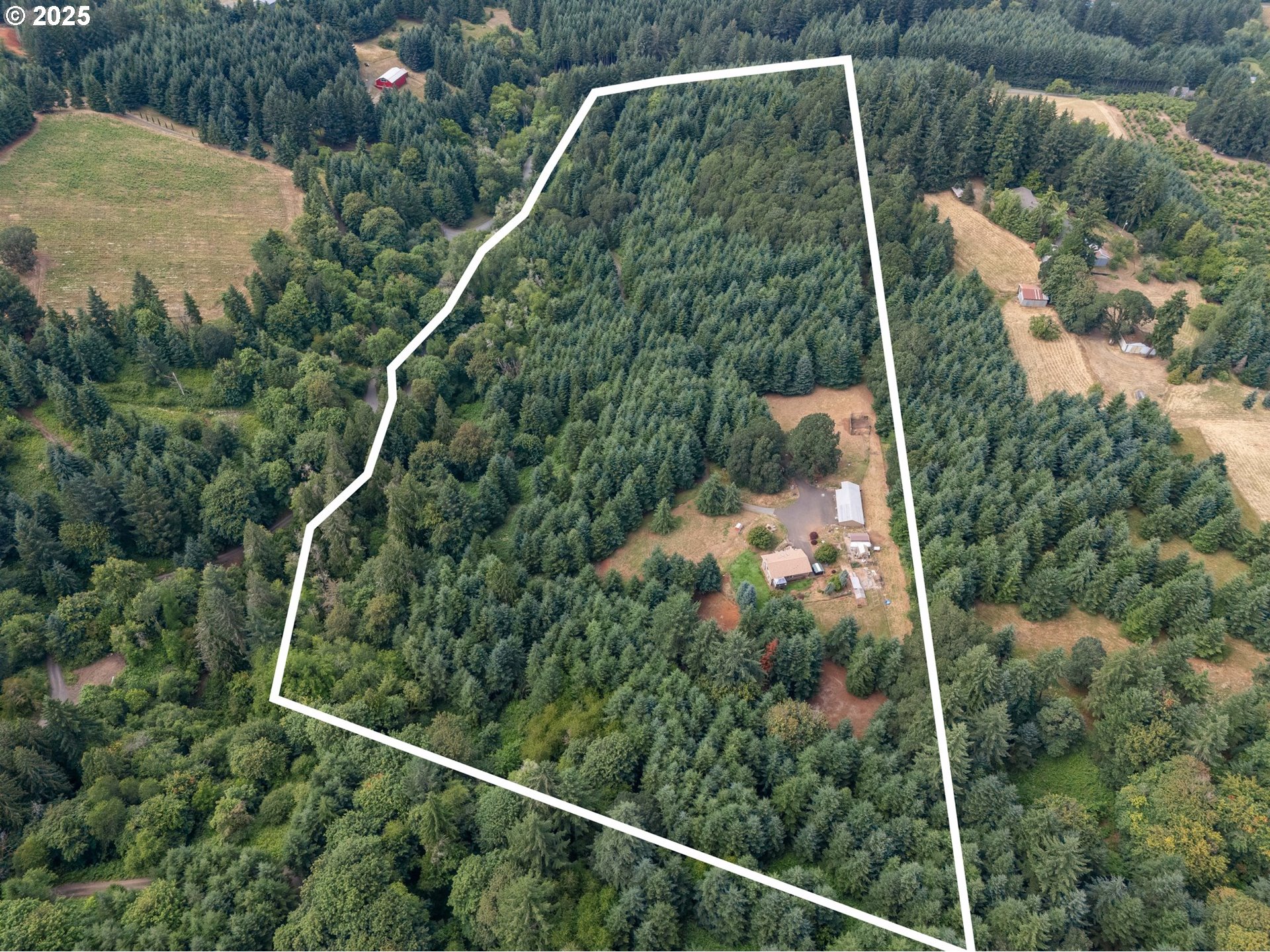 19791 Northeast Sunnycrest Road Newberg, OR 97132 - Photo 35 of 40