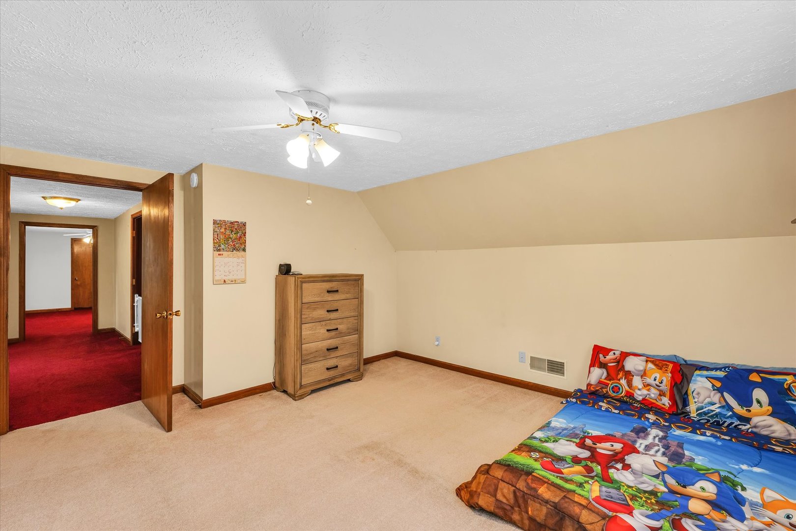 7795 Buttercup Road Weldon, IL 61882 - Photo 25 of 47 a view of livingroom with furniture