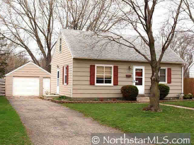 421 18 1/2 Avenue Southwest Rochester, MN 55902 - Photo 1 of 10