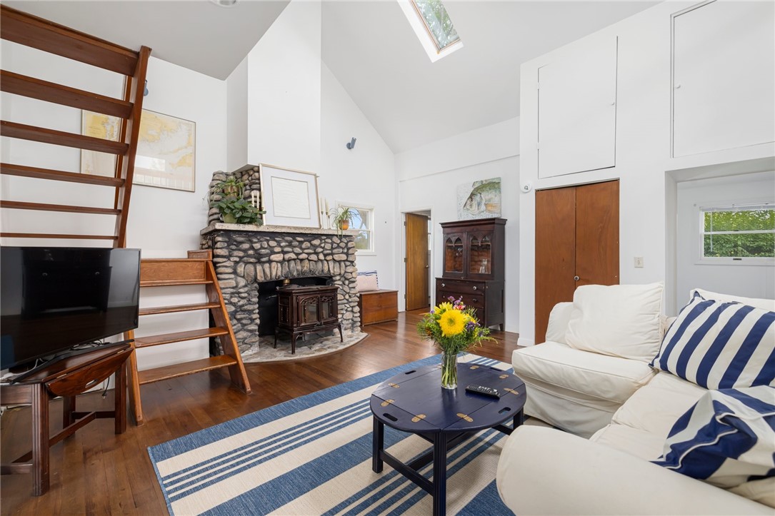 703 Corn Neck Road Block Island, RI 02807 - Photo 5 of 27