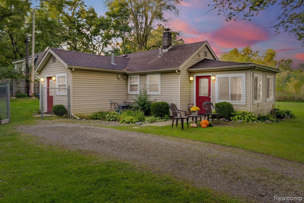 1487 Butler Boulevard Howell, MI 48843 - Photo 1 of 23 Gallery Image 1