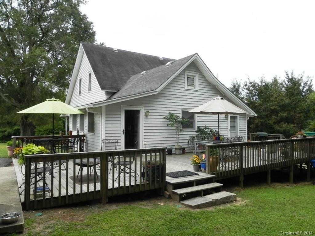 5930 Pagemont Road Kannapolis, NC 28081 - Photo 5 of 24 a front view of a house with a yard