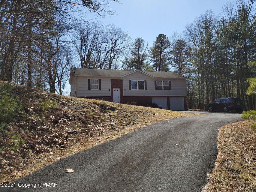 295 Kirkham Road Bushkill, PA 18324 - Photo 2 of 25 Gallery Image 2