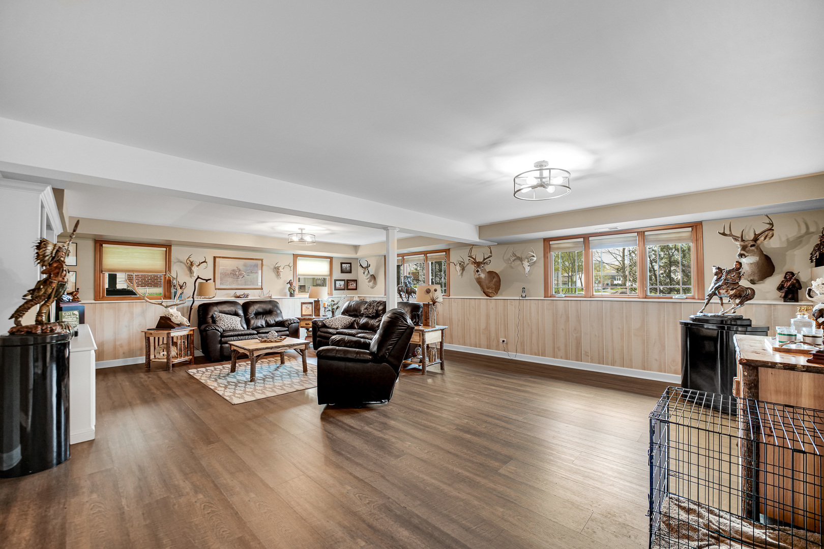 920 Harrison Lane Hoffman Estates, IL 60192 - Photo 17 of 26 a living room with furniture and a wooden floor