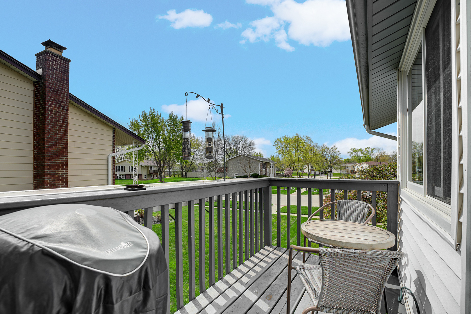920 Harrison Lane Hoffman Estates, IL 60192 - Photo 26 of 26 a view of a balcony with furniture