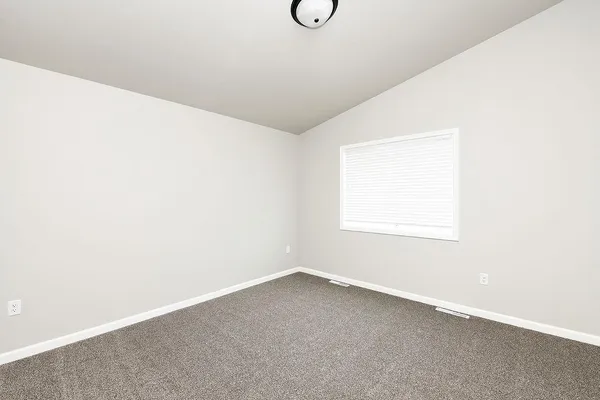 $319,900 | 7250 30th Street South, Fargo, ND 58104