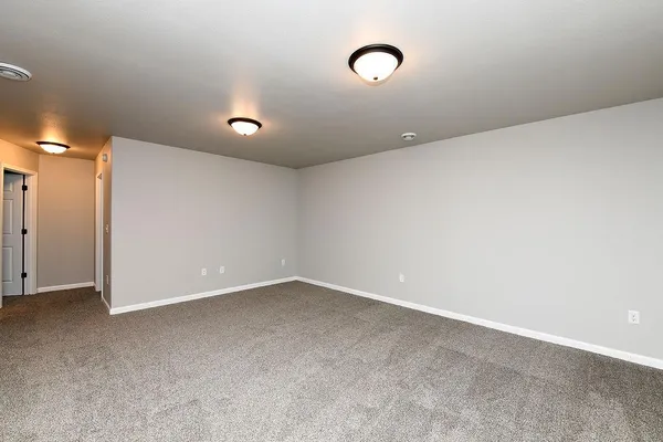 $319,900 | 7250 30th Street South, Fargo, ND 58104